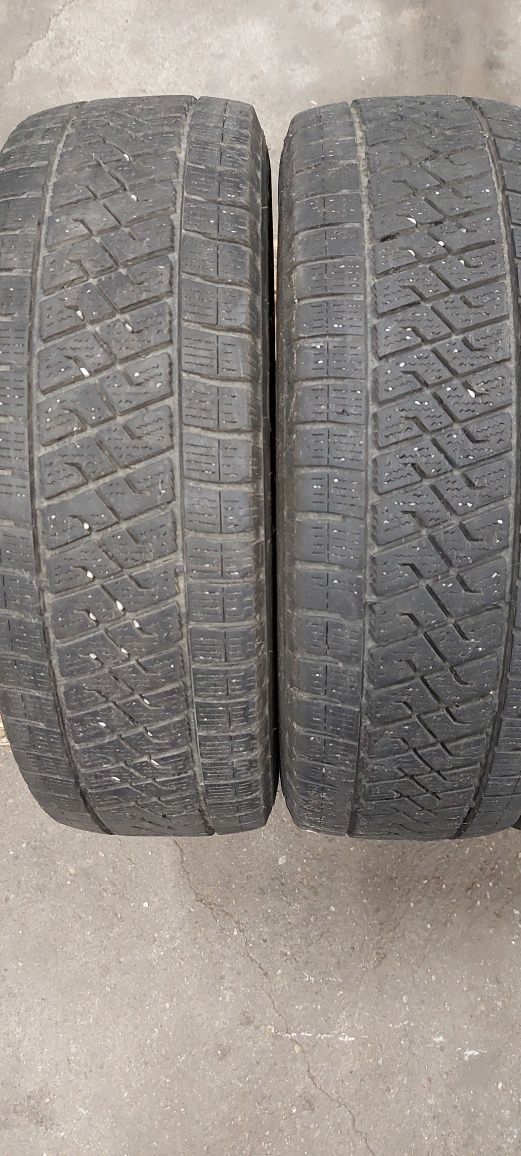 Opony zimowe 215/70/15C LASSA