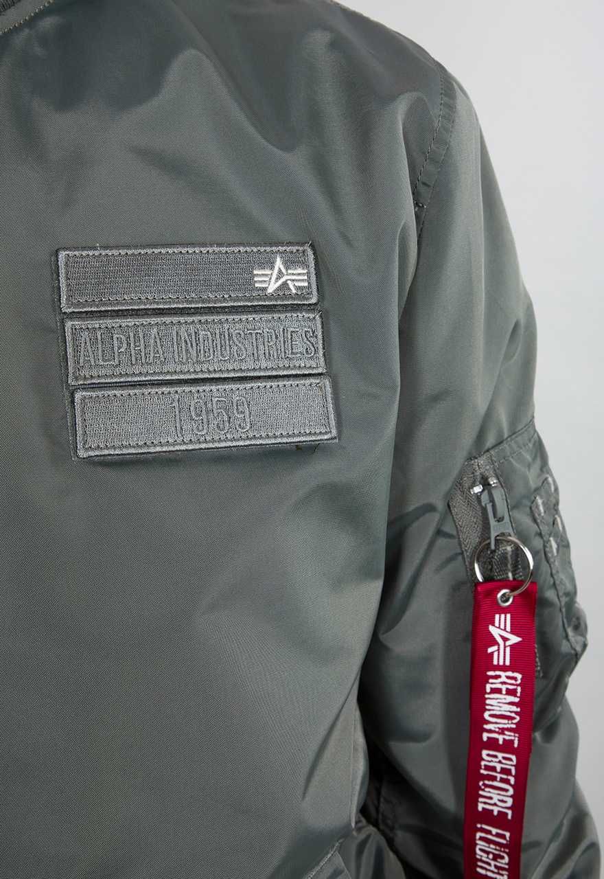 Alpha Industries kurtka z kapturem MA-1 TT CUSTOM 126117