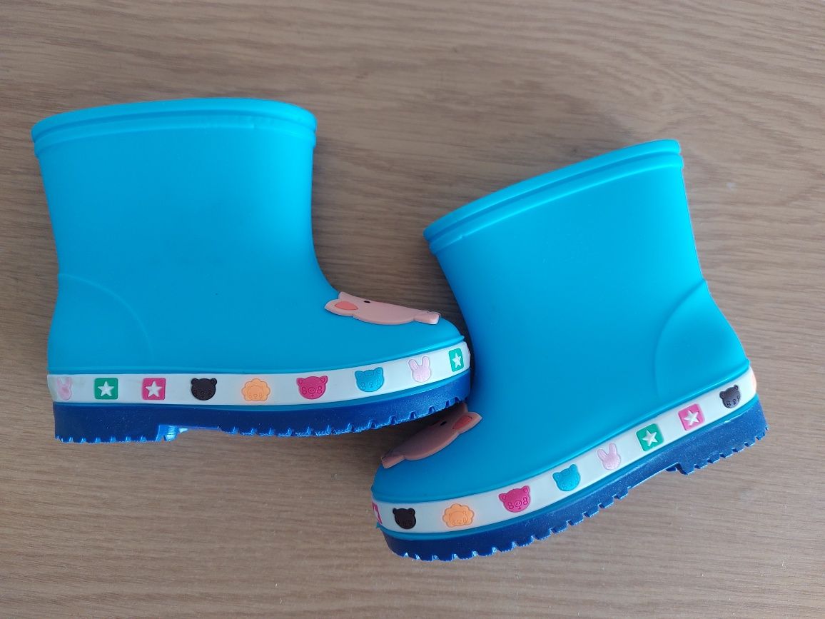 Дитячі гумові чоботи сапоги детские резиновые новые продам