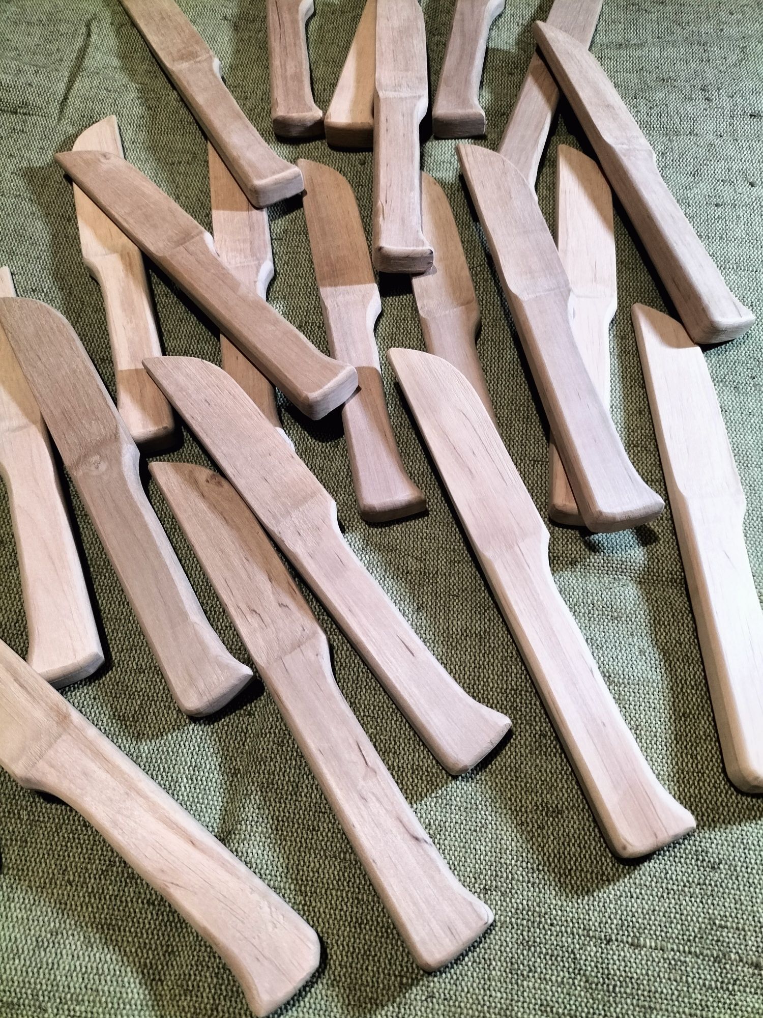 Ножи деревянные (тренировочно-сувенирные)