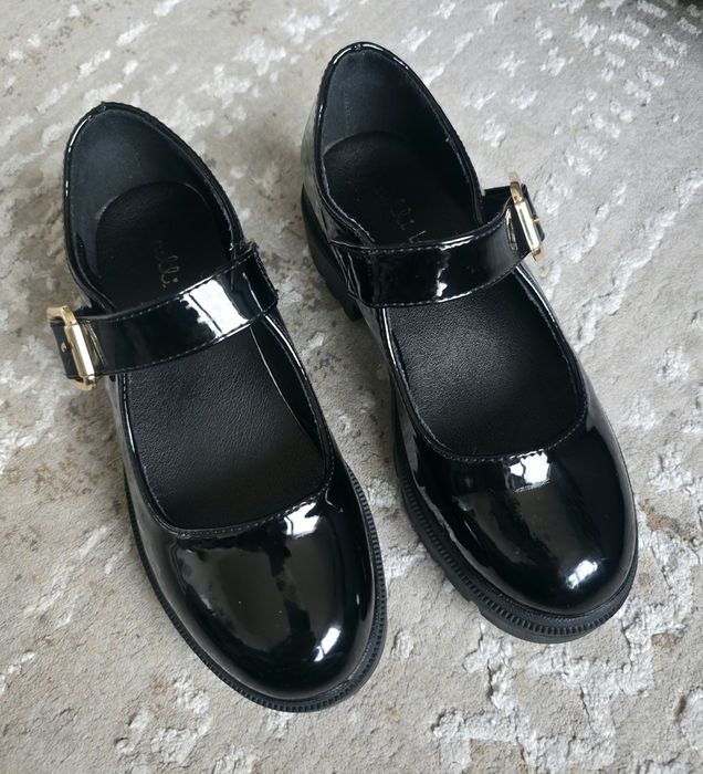 Czarne pantofle dziewczęce rozmiar 31 Nelli Blu