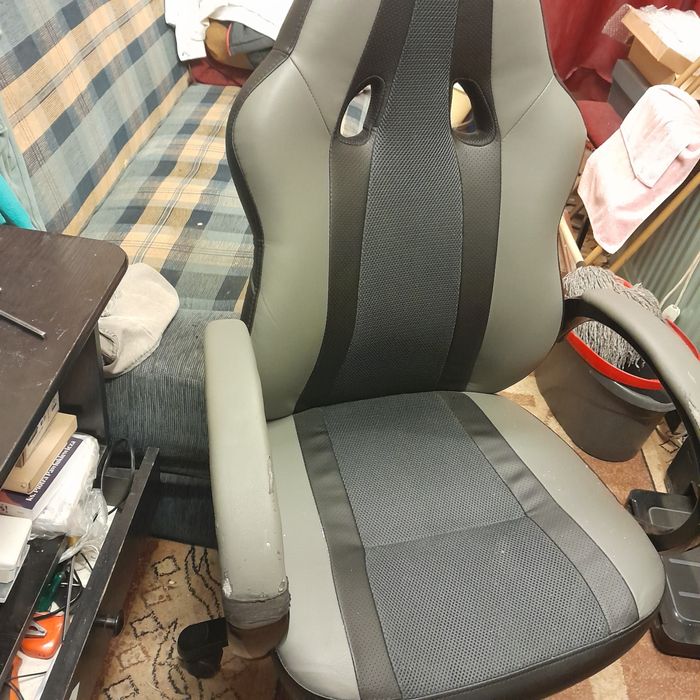 Fotel obrotowy biurowy