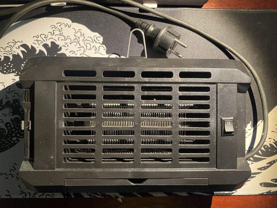 Candeeiro mata mosquitos