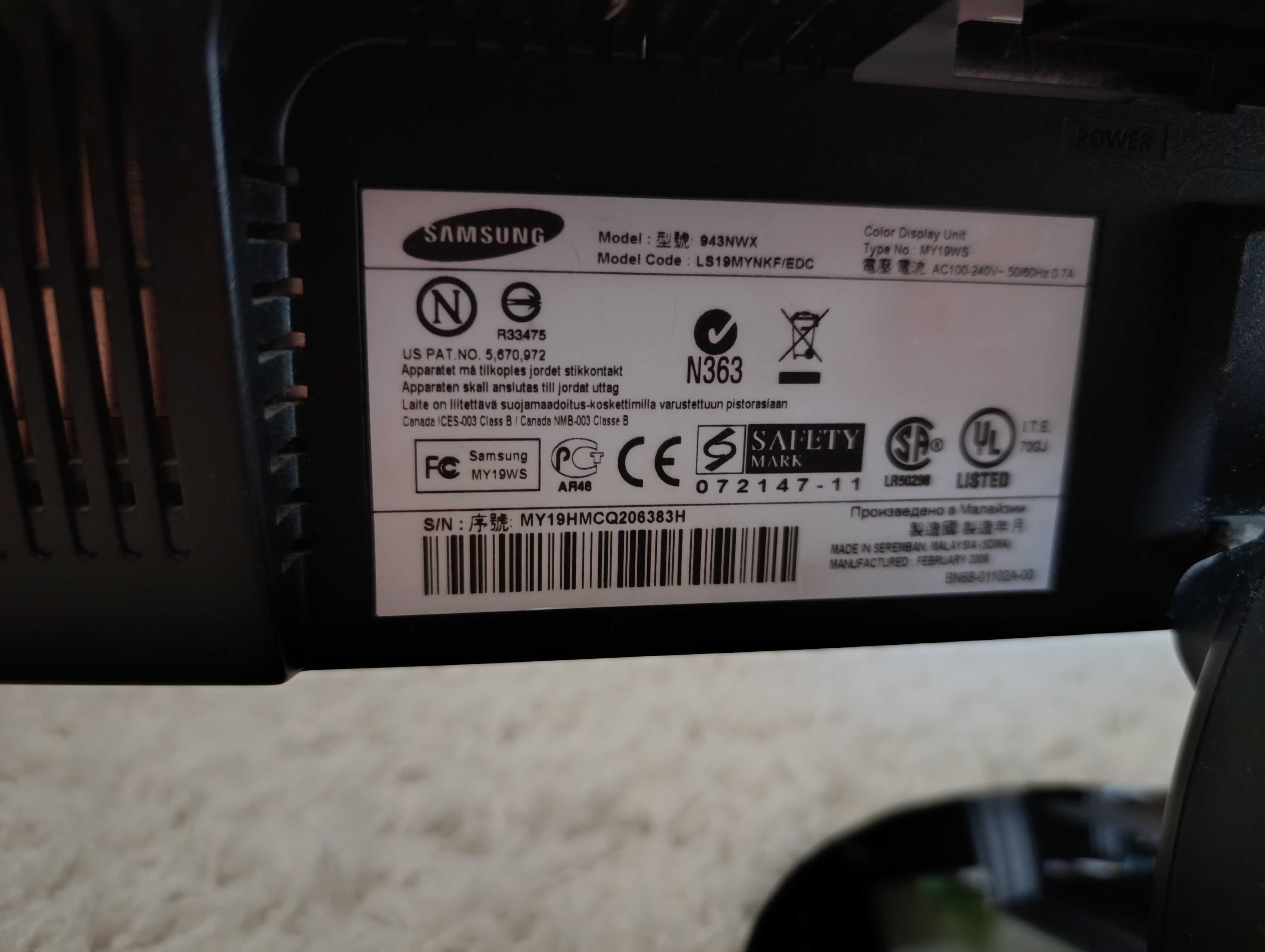 Monitor 19 cali SAMSUNG SyncMaster 943NWX