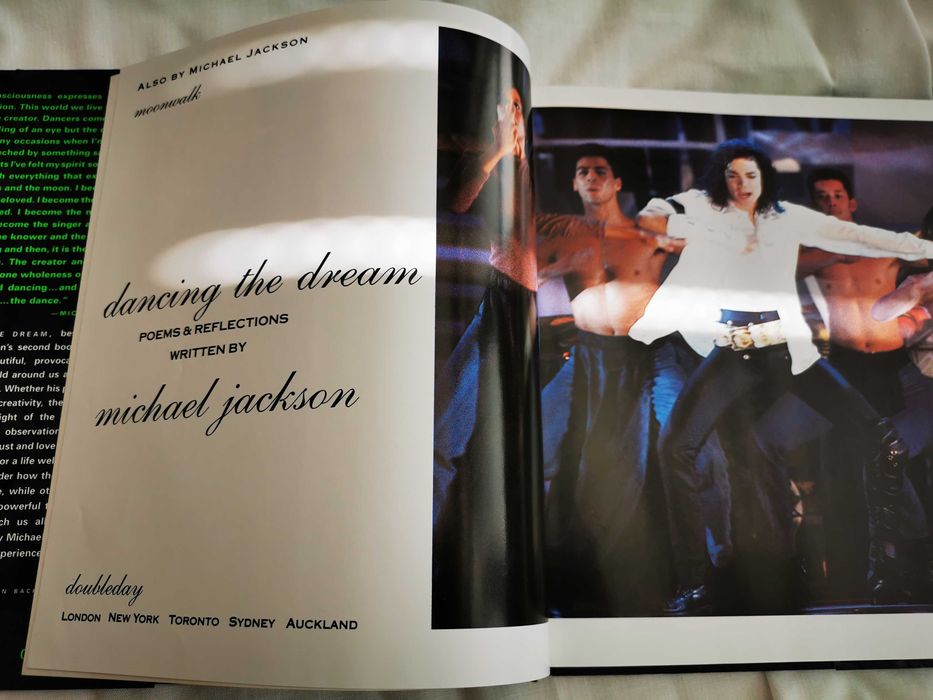 Michael Jackson - Dancing The Dream 1st Edition