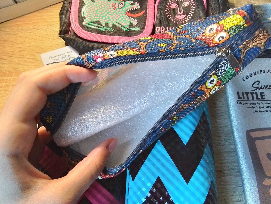 Пенали косметички ( нові ) пенали для ручек