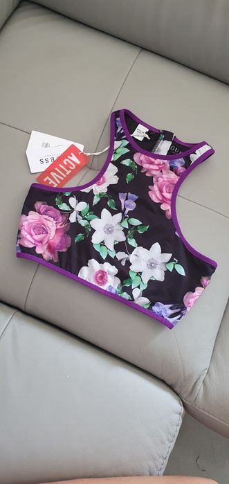 Top Guess xs /s nowy