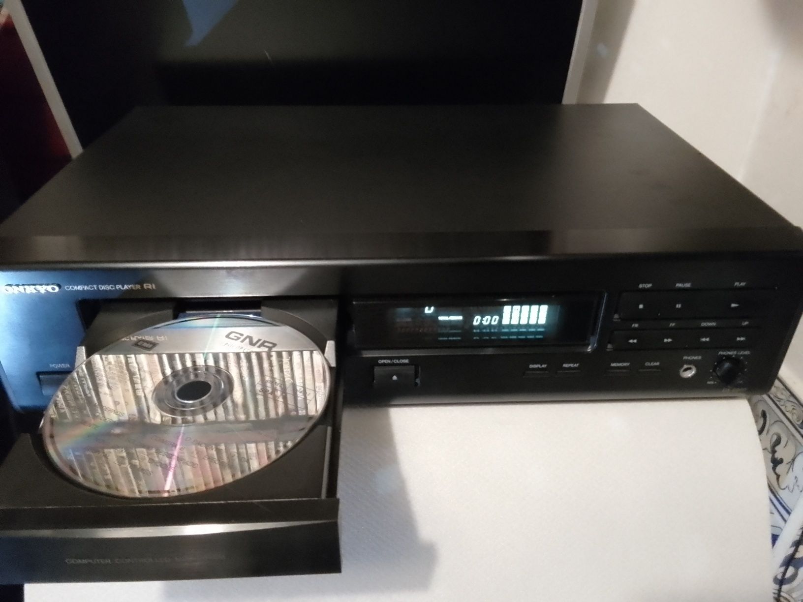 Leitor de CDs Onkyo, Mod DX 6900