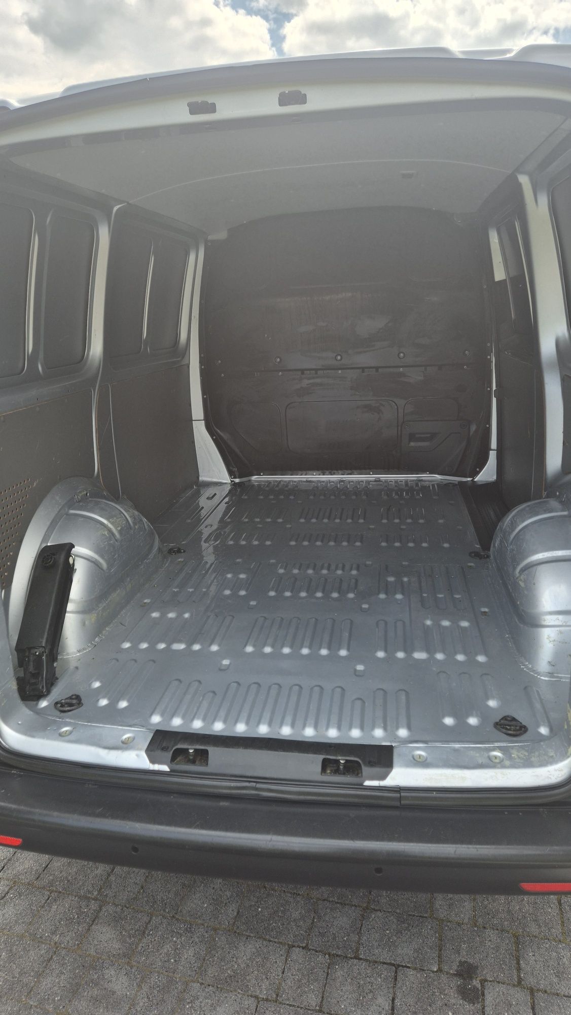 Volkswagen Transporter T6 1