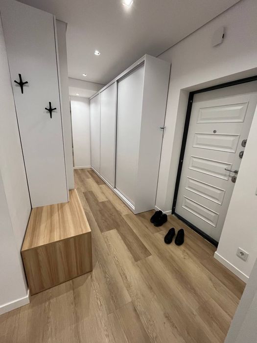 Здається 2кімн. Новобудова з терасою та паркінгом  паркова зона