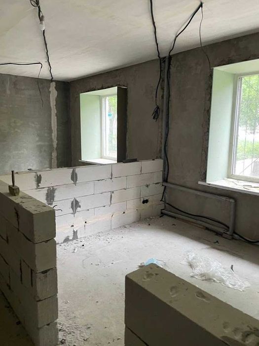Продаж приміщення 324 кв.м. вул. Миру