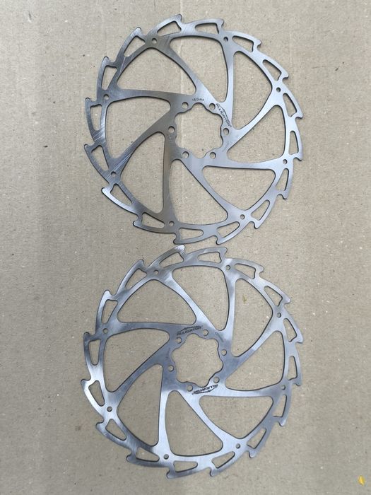 Dwie tarcze Alligator Wind Cutter 180mm