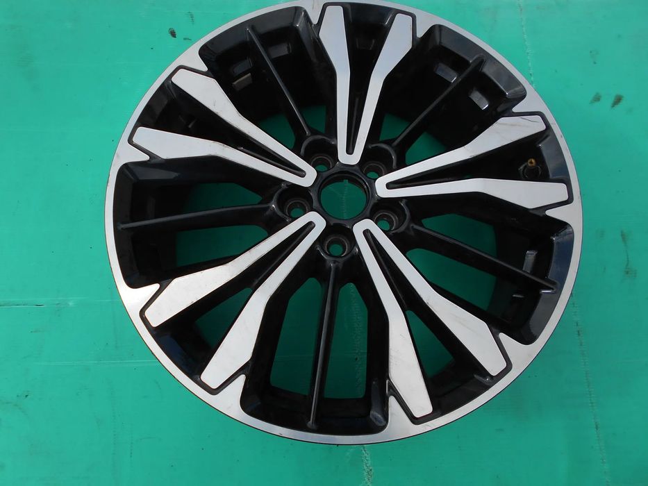 FELGA ALUMINIOWA POJEDYŃCZA FELGA FORD KUGA III MK3 ST LINE 7,5x19 ET50 5x108 LV4C-P2A