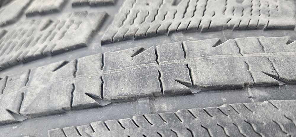 Opony zimowe VW ID. 4 235/55 R19 255/50 R19