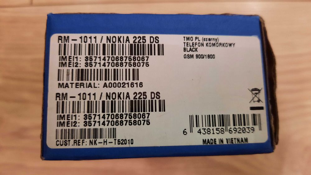 telefon komórkowy Nokia 225 Dual Sim