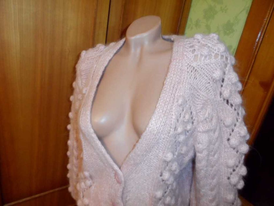 Теплющая красивая кофта M\L шерстяная на пуговицах 100% шерсть