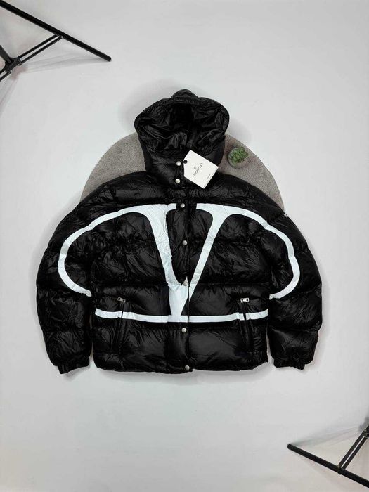 Пуховик Moncler x Valentino