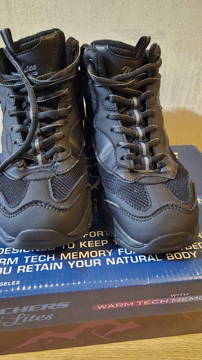 Зимове взуття на хлопчика Skechers  36 розміру
