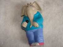 Bonecos McDonalds Filme Sing - Rosita Porco e Meena elefante