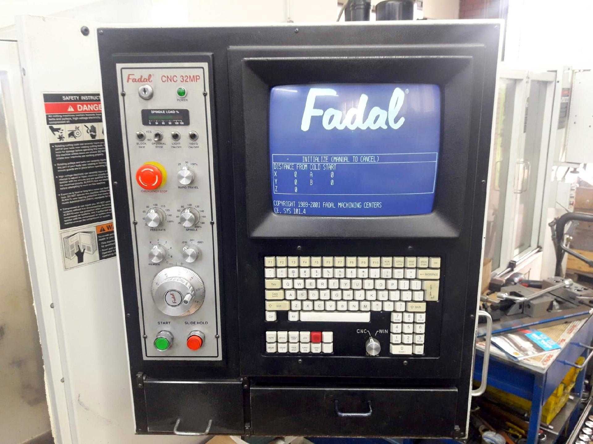 Centrum obróbcze pionowe CNC FADAL VMC 2016L