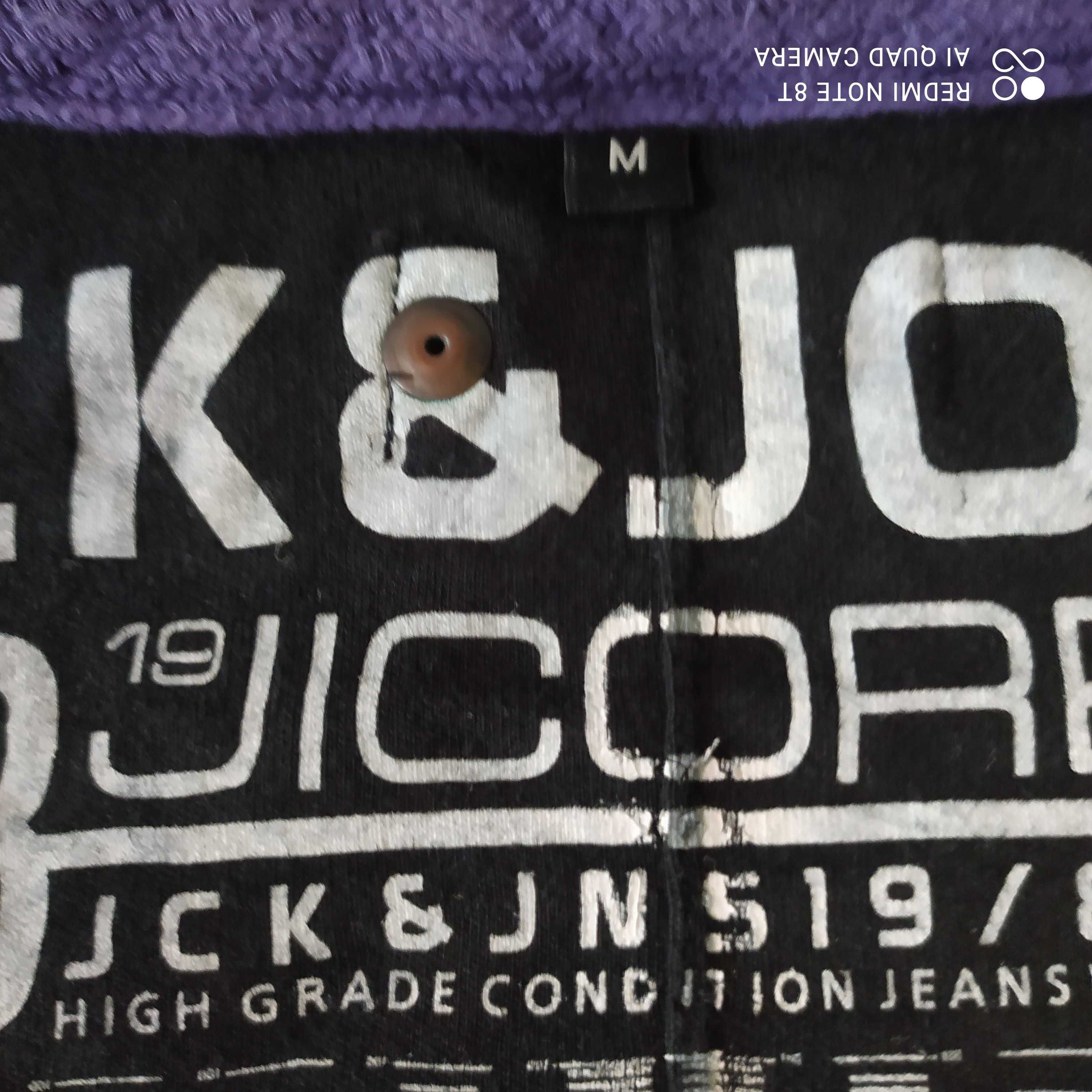 Czarny t-shirt męski z Jack&Jones.