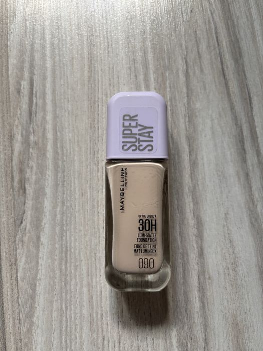 Maybelline super stay 090