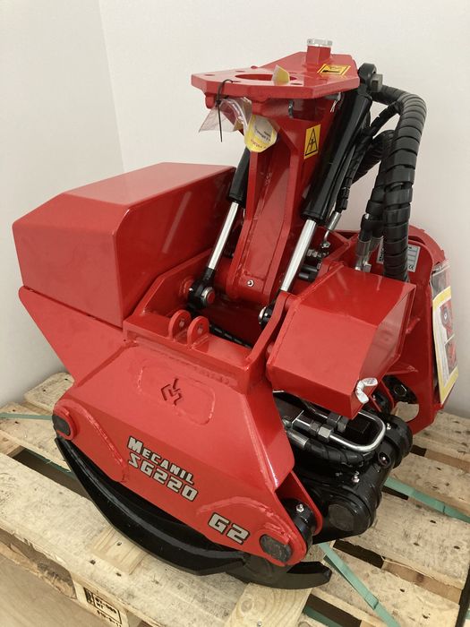 Pinça de biomassa Mecanil SG220 RC