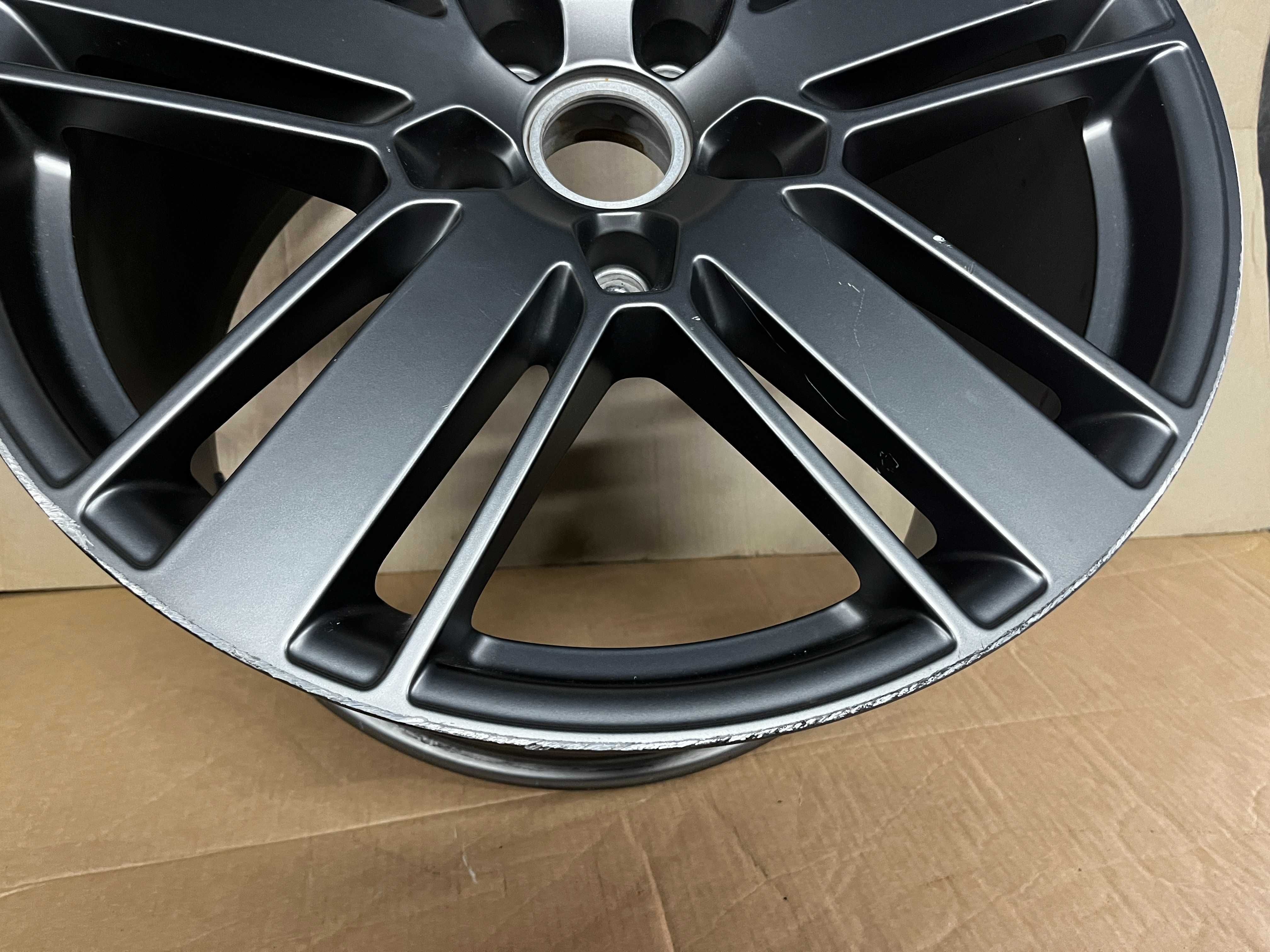 Felga Porsche Panamera 971 11,5Jx20 ET68 971.601.025AM