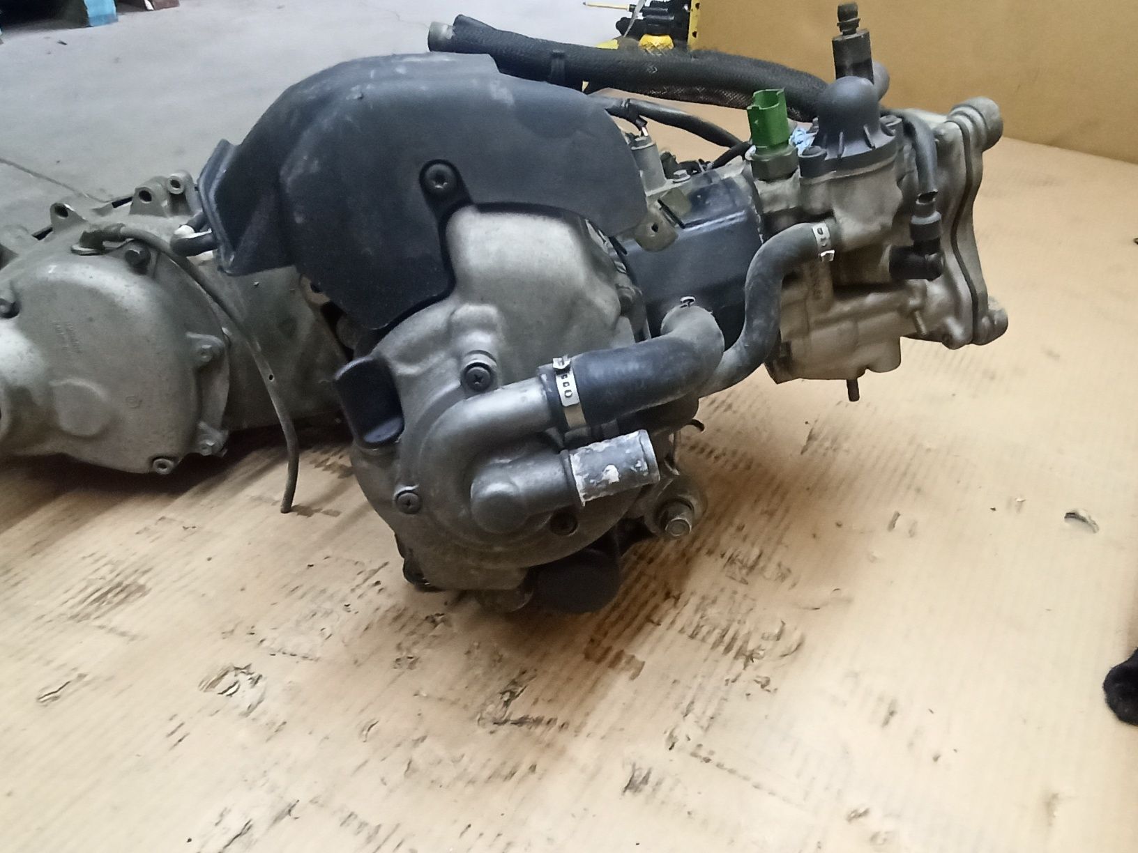 Motor Piaggio MP3 300ie