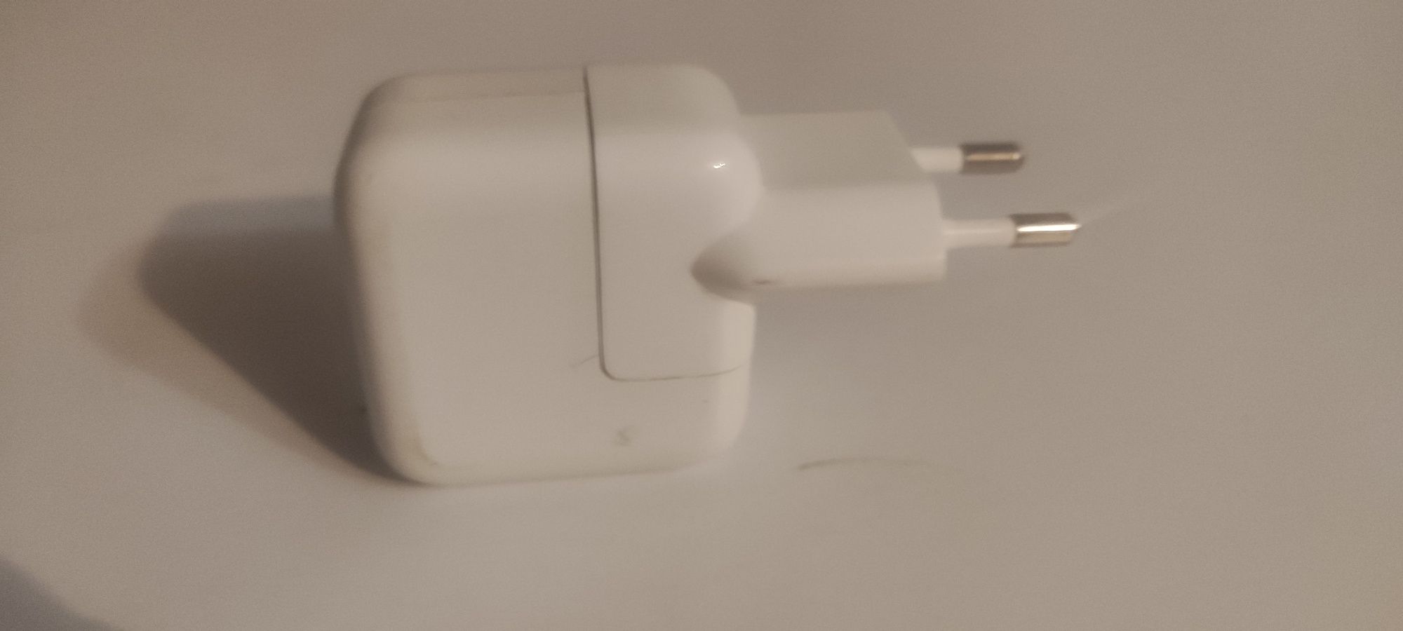 USB power Apple 12 w.