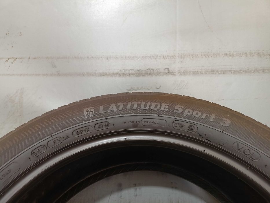 Michelin Latitude Sport 3 255/45/20 2019 rok 105V 6,8mm (2888)
