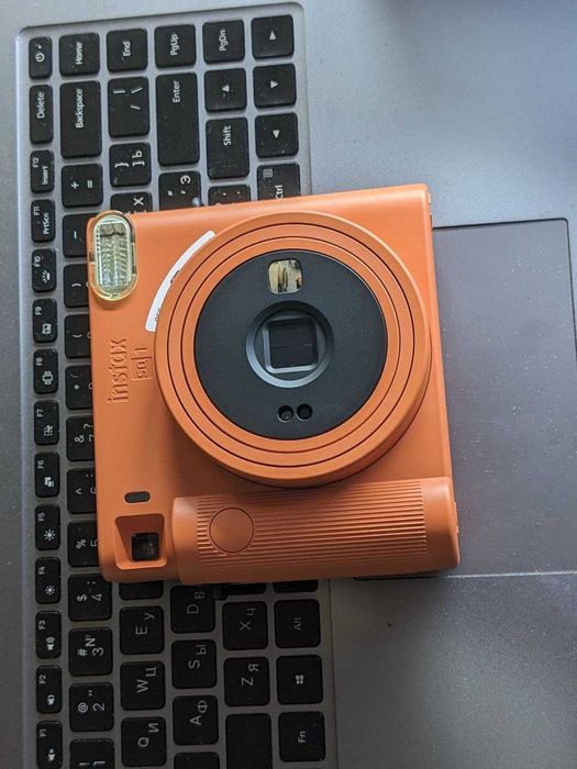 Fujifilm Instax Square SQ1 | Фотокамера миттєвого друку | Orange