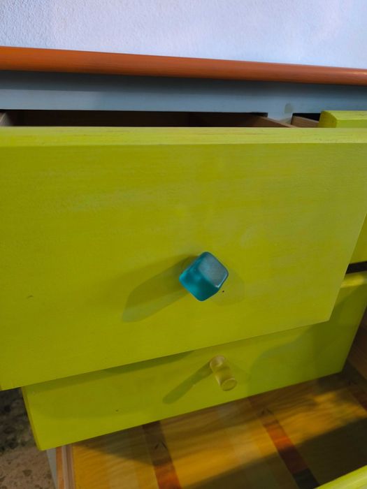 Cómoda para quarto de criança