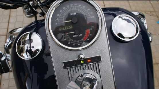 Harley Davidson Road King Police (shrine)