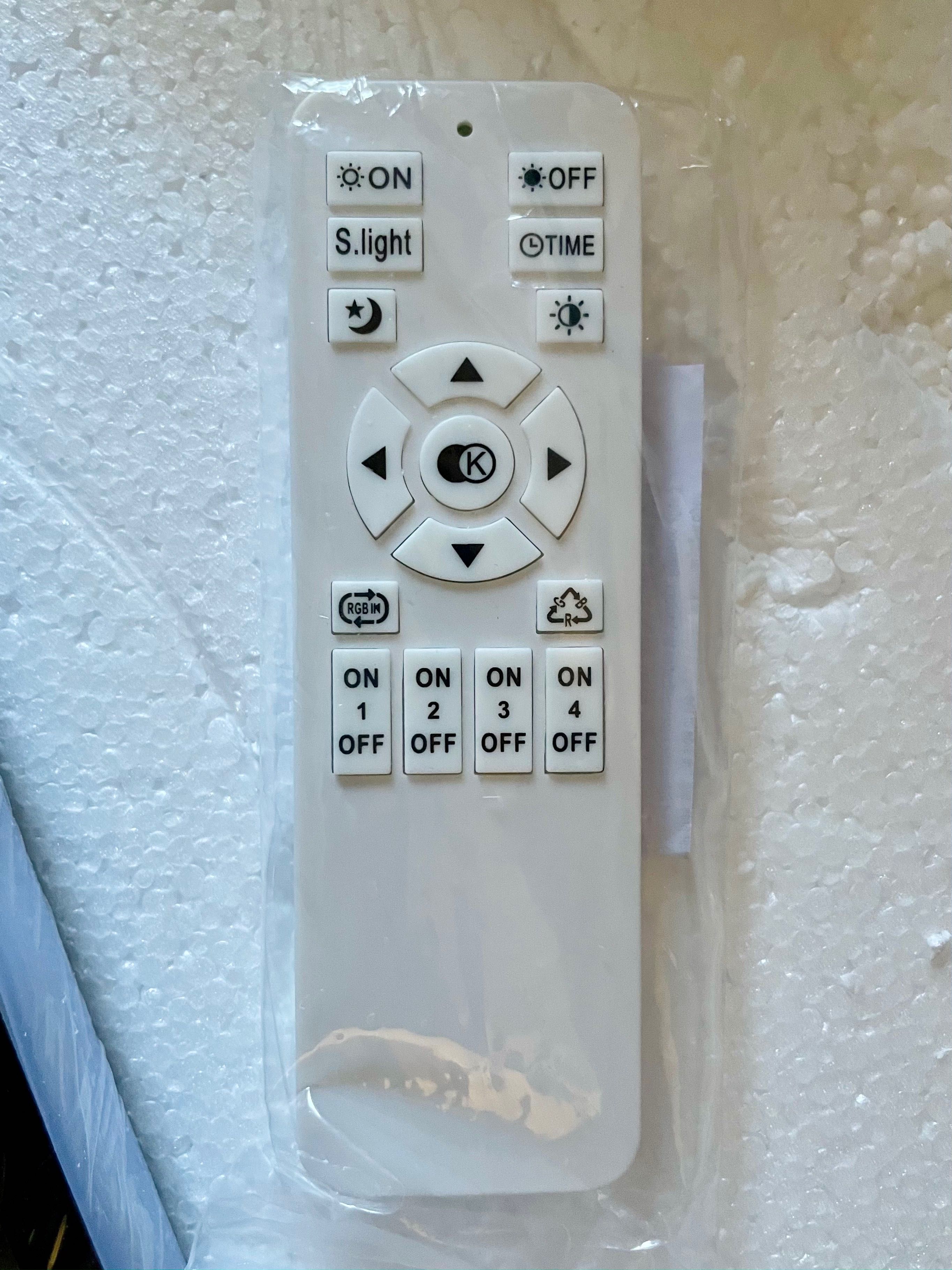 Lampa LED sufitowa, wisząca, ściemniana z pilotem zdalnego sterowania
