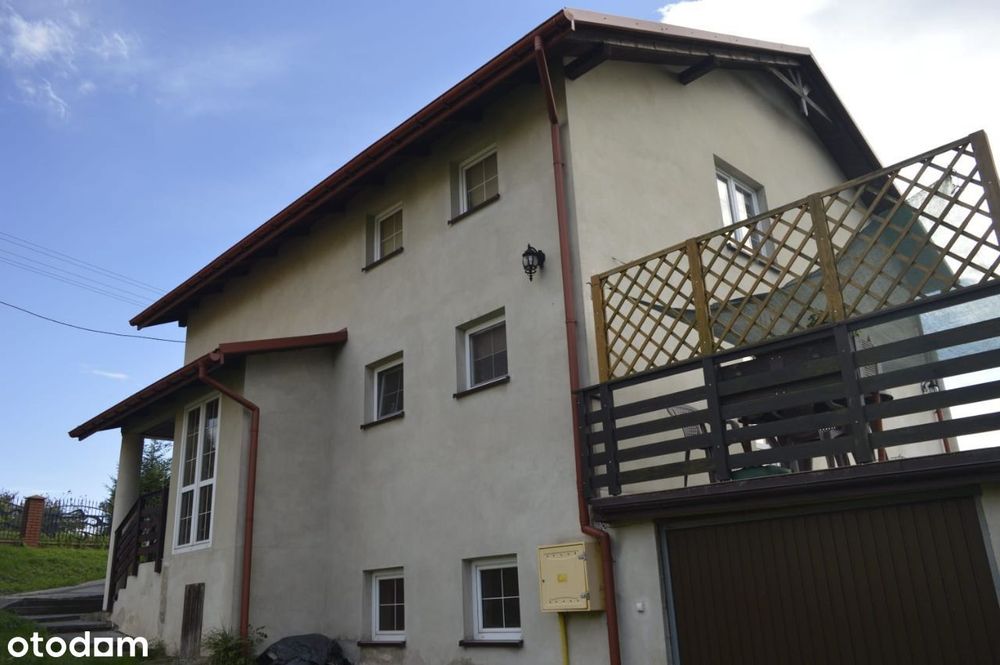 Sprzedam dom piętrowy wolnostojący w Kielanówce