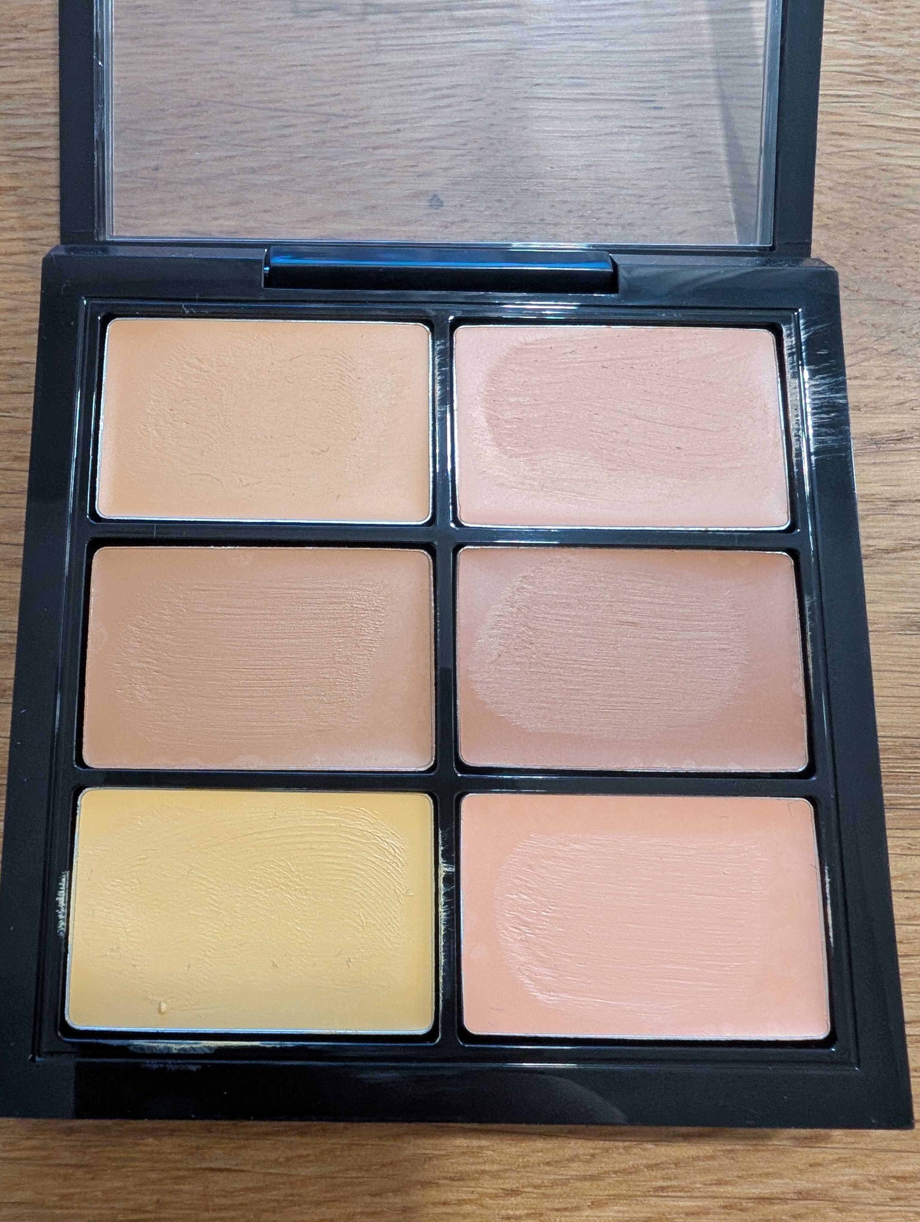 Paleta korygująca - MAC Studio Fix Conceal, Medium