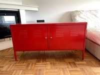 Armário vermelho IKEA