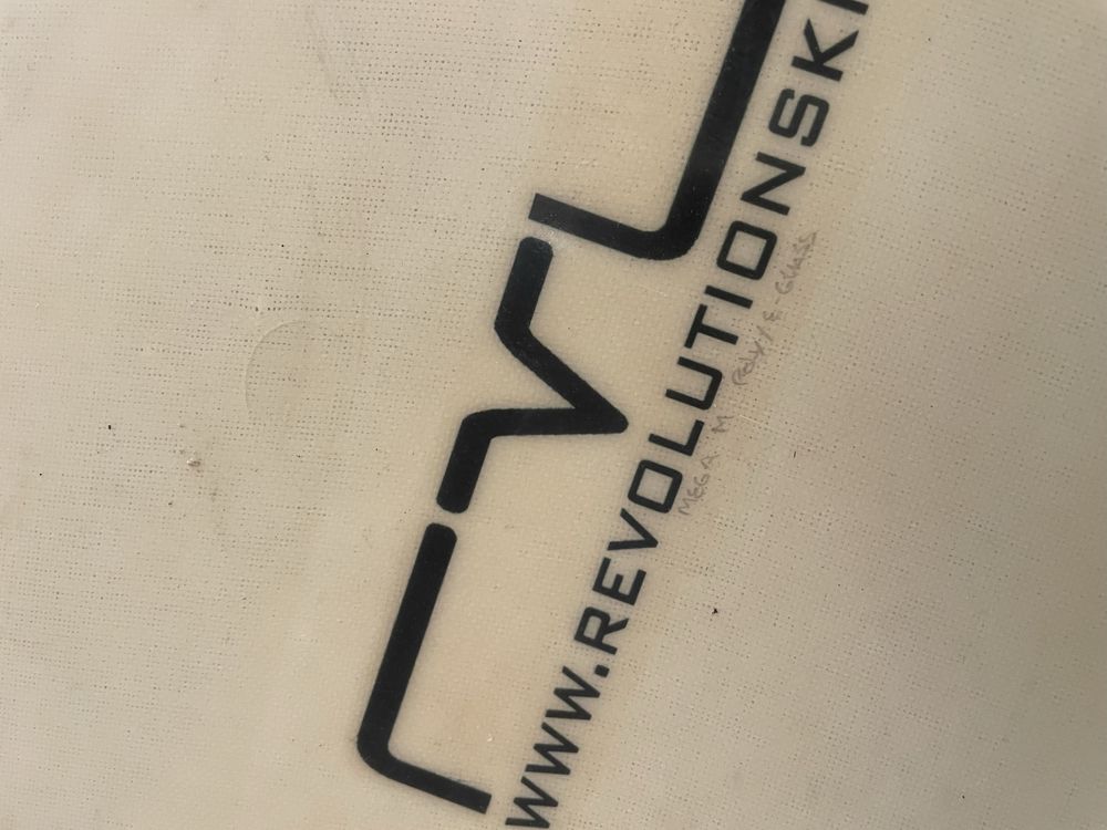 Vendo prancha de Skimboard