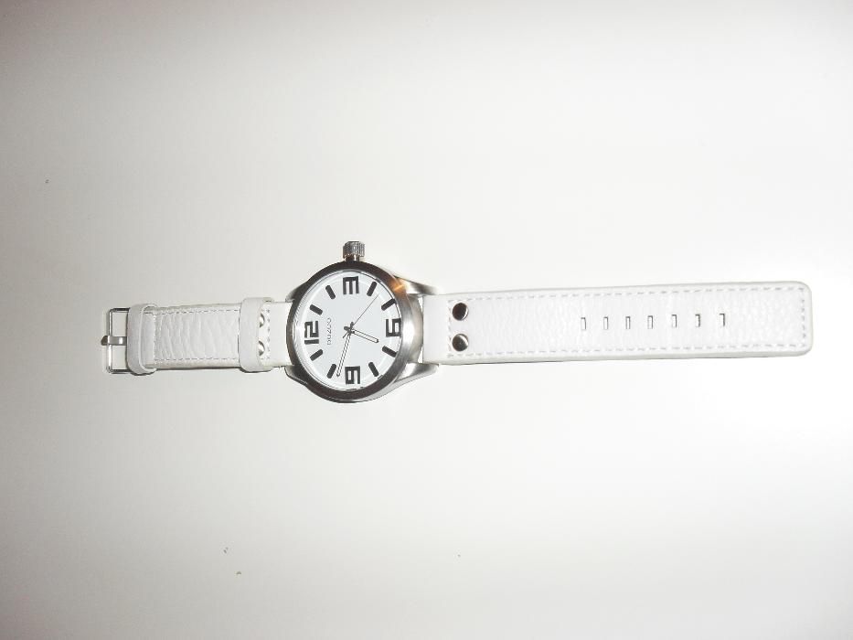 Relógio NOVO Branco OOZOO
