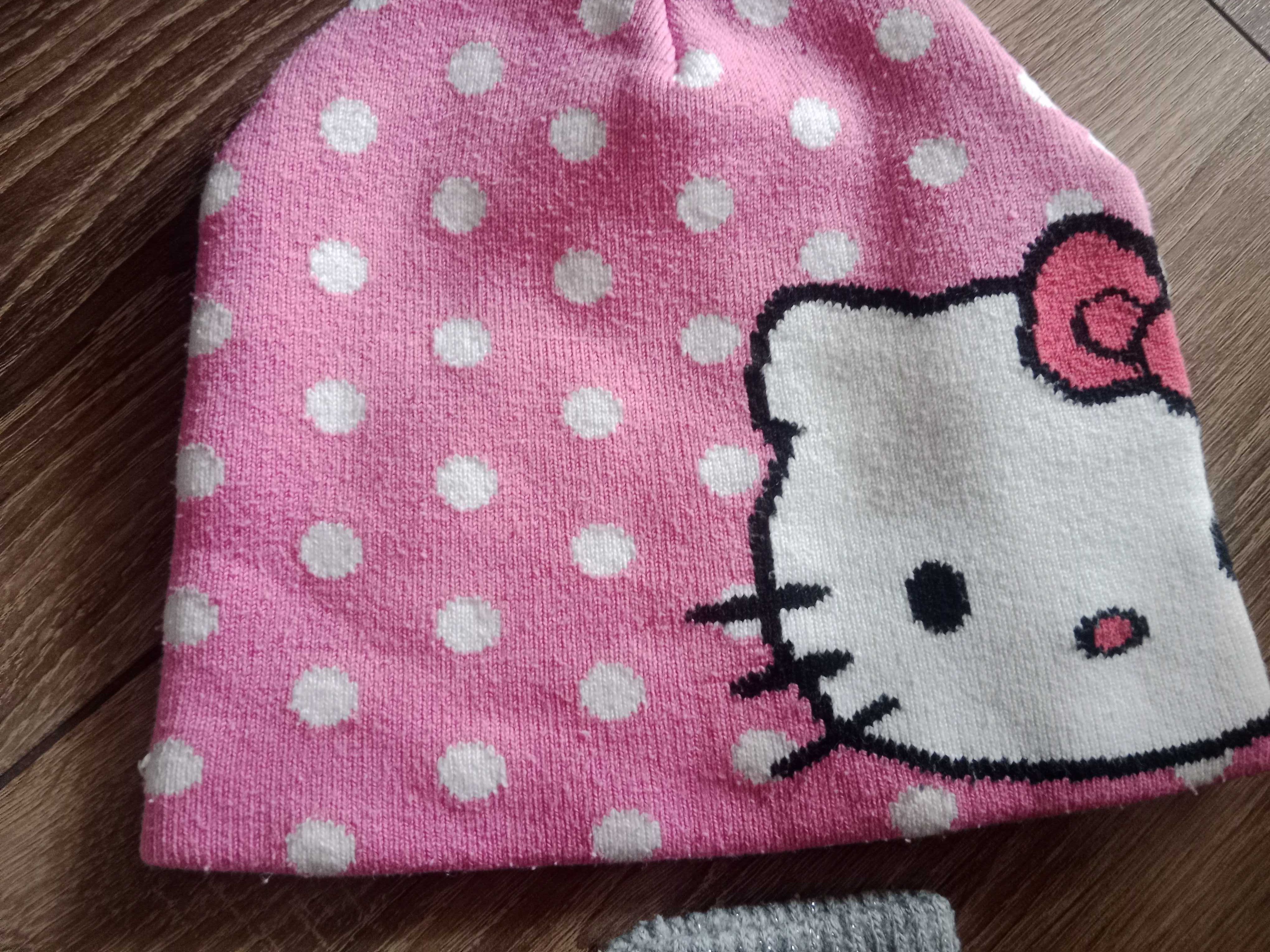 Komplet czapka, komin, rękawiczki, czapka hello Kitty, zestaw r 98/104