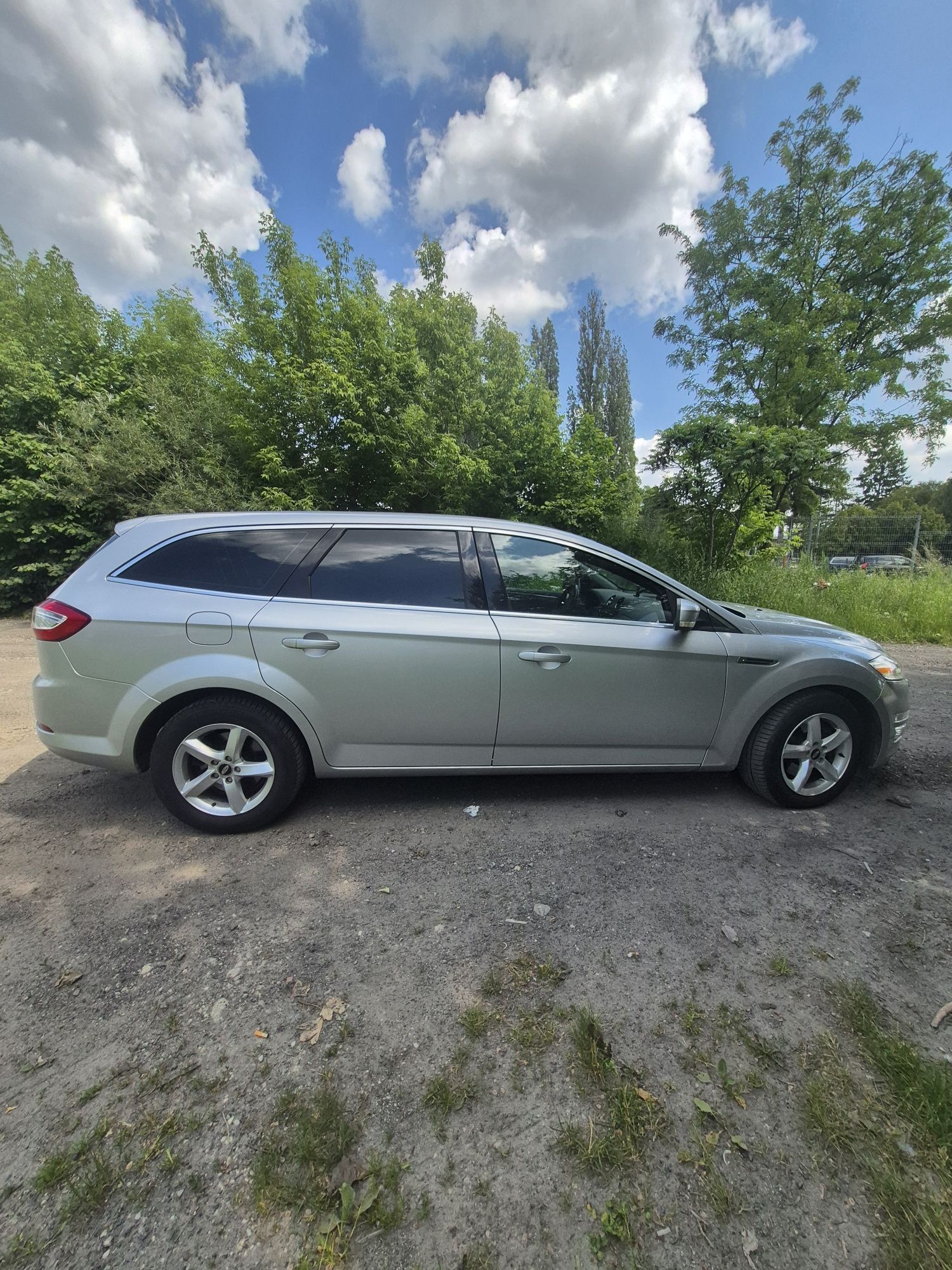 Sprzedam ford mondeo 2011r convers 2.0 tdci 163km automat