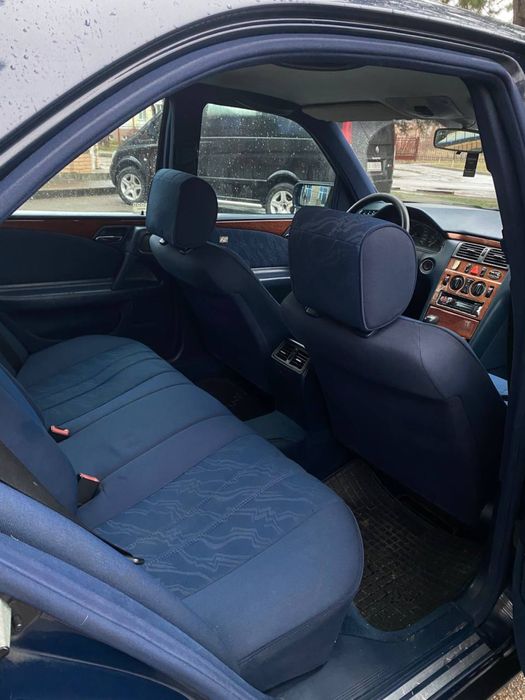 Продам Mercedes w210 2.0 газ/ бензин