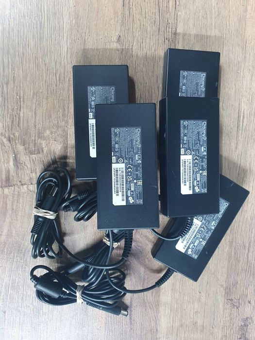 Зарядка зарядное блок питания живлення Chicony 150w 20v/7.5a 7.4×5.0мм