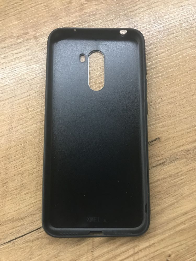 Xiaomi Pocophone F1 - szklane etui