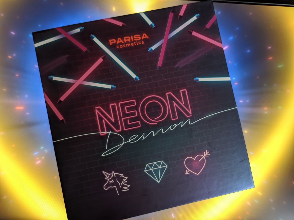 Палетка теней тіней Parisa cosmetics Neon demon