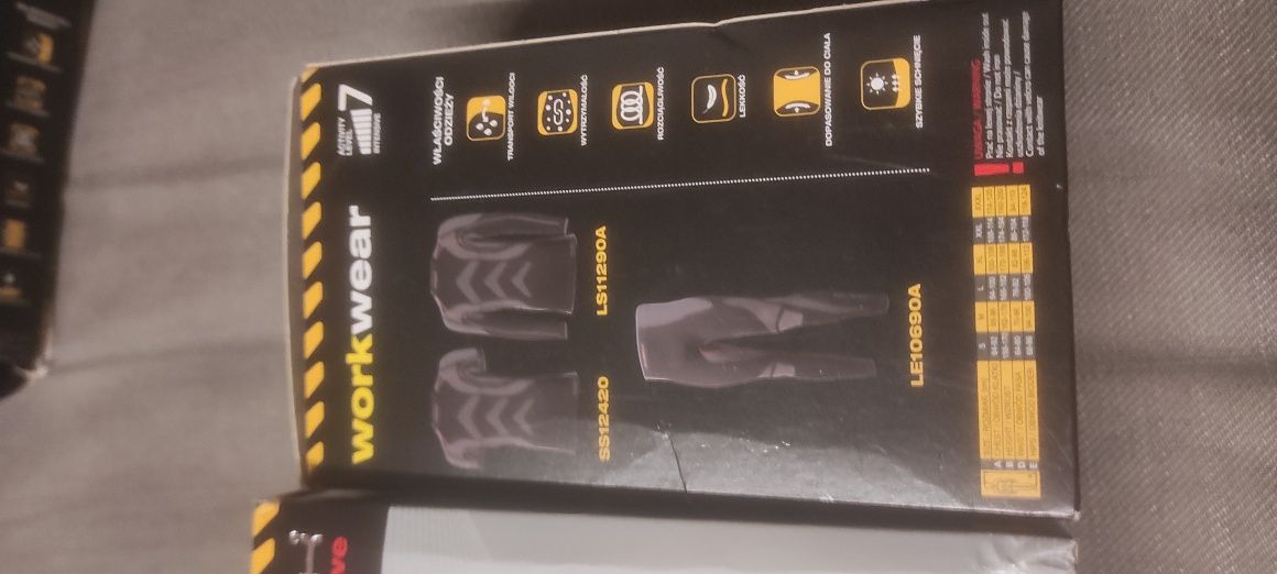 Bielizna odzież termoaktywna brubeck protect
Przedmiotem aukcji jest: