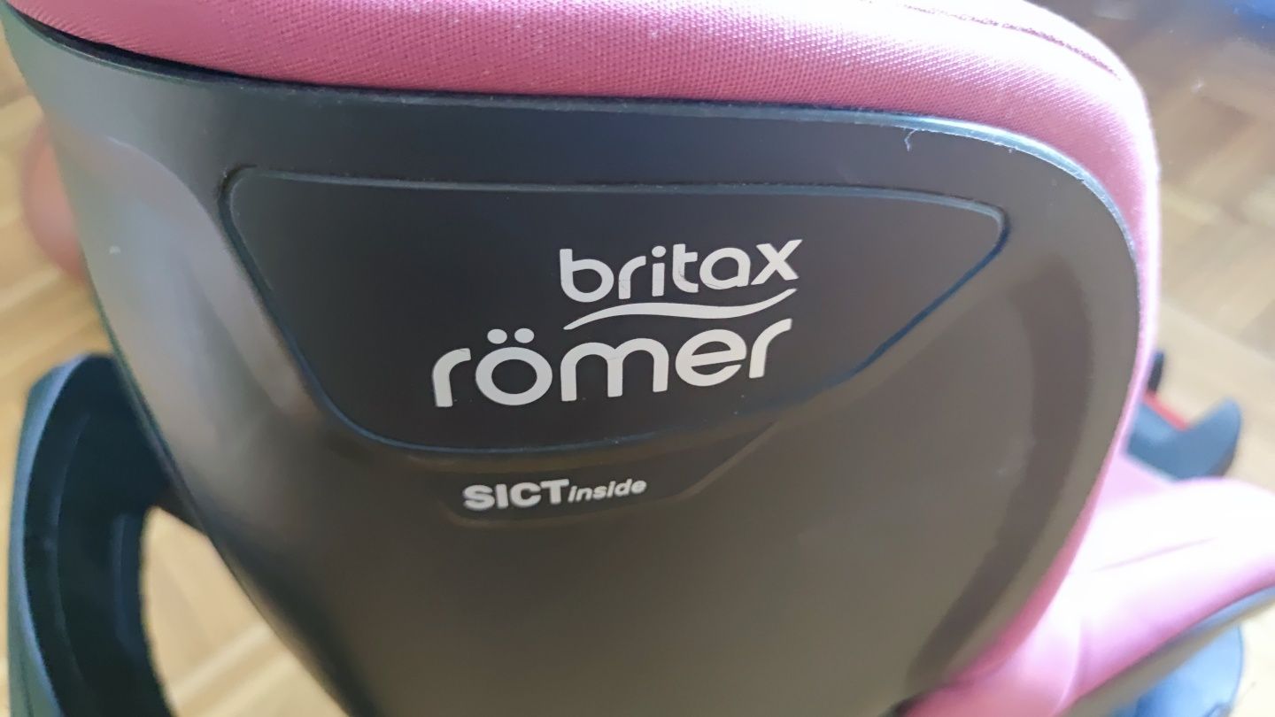 Fotelik samochodowy Britax & Romer Dualfix M I-Size