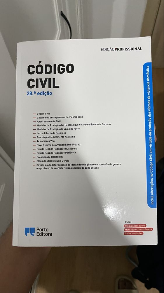 Contituição 9.º e codigo civil 28.º