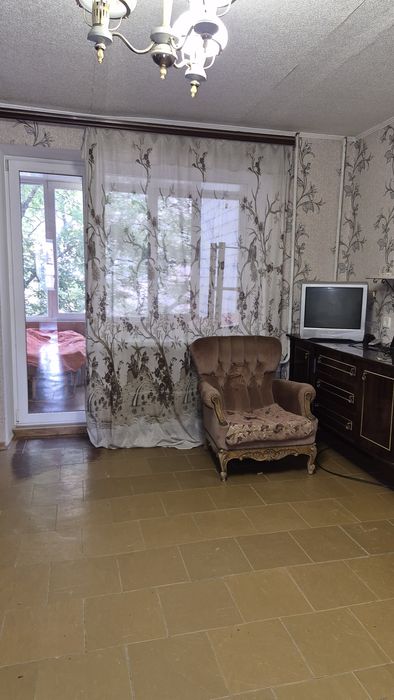 Продам 3х комн 3/5эт квартиру самый Центр города у. Святониколаевская!